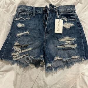 NWT Pink Lily shorts